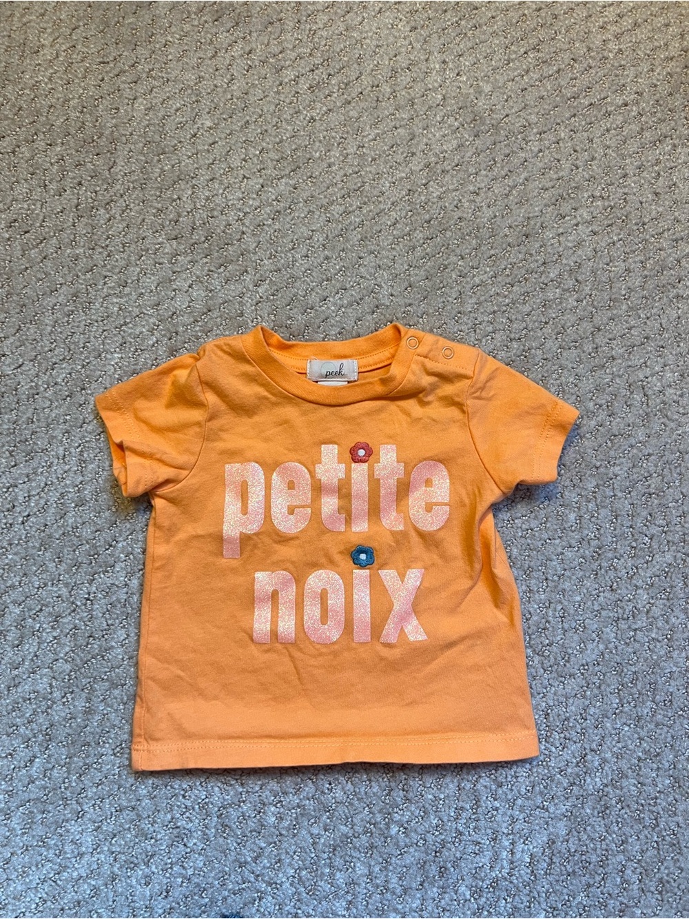 Floral Embroidered “Petit Noix” Glitter Graphic Print Tee